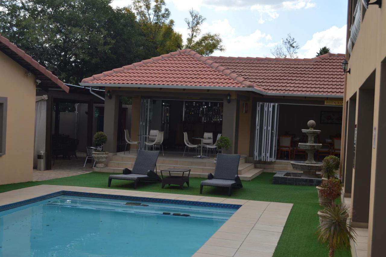 Lakeview Boutique Hotel&Conference Center Benoni Extérieur photo