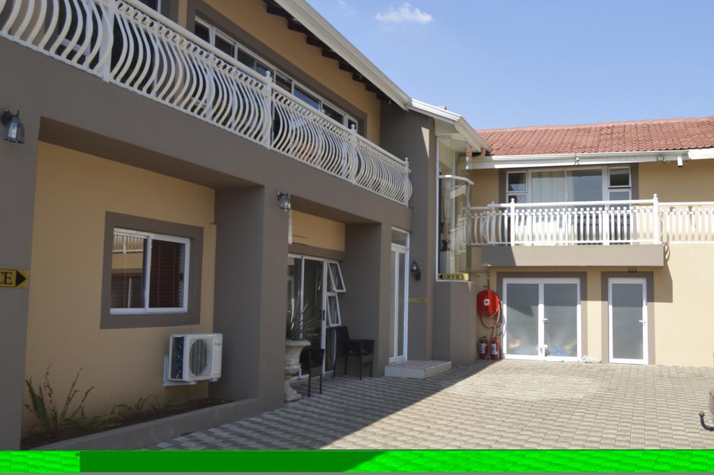 Lakeview Boutique Hotel&Conference Center Benoni Extérieur photo