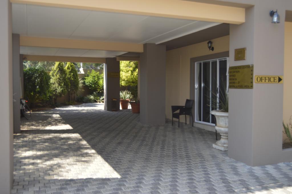 Lakeview Boutique Hotel&Conference Center Benoni Extérieur photo