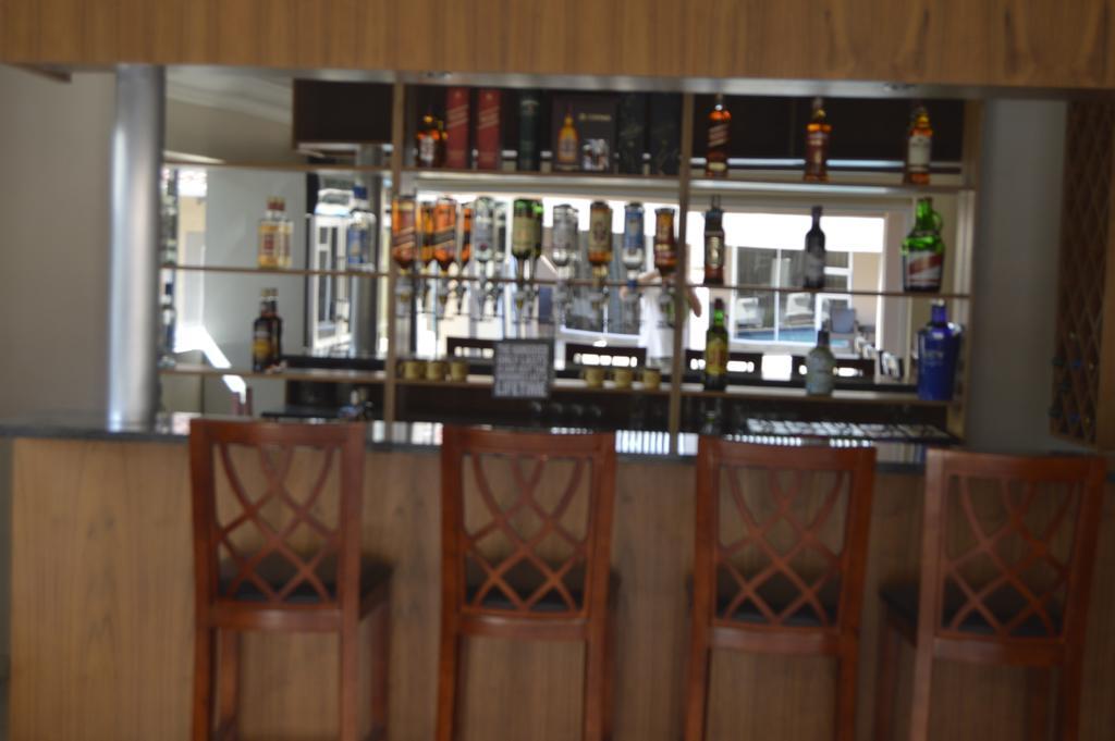 Lakeview Boutique Hotel&Conference Center Benoni Extérieur photo