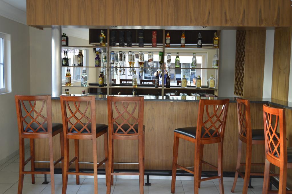 Lakeview Boutique Hotel&Conference Center Benoni Extérieur photo